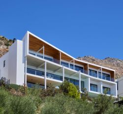 22 Protea, Homes & Villas Accommodation in Gordon's Bay
