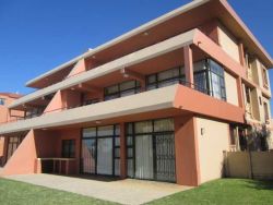 2 Avignon in Uvongo, Apartments / Flats Accommodation in KwaZulu Natal