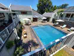 7 On Oakleigh in Wembley, Apartments / Flats Accommodation in Montrose