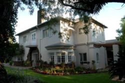 Ça Ira Wellness Retreat