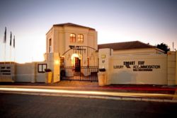 A Smart Stay Apartments, Apartments / Flats Accommodation in Somerset West