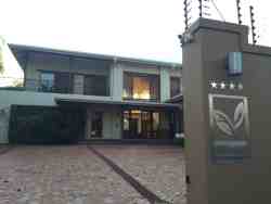 Balmoral Guest House, Bed and Breakfast Accommodation in Durban North