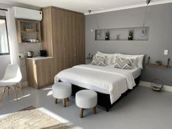 Blouberg Studio Apartment in Bloubergstrand, Appartementen / Flats Accommodatie in West Beach