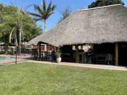 Buffalo Hotel, Hotels Accommodation in Hectorspruit