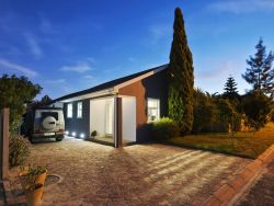 Cat's Eye Cottage in Brackenfell, Chalets Verblyf in Kaapstad
