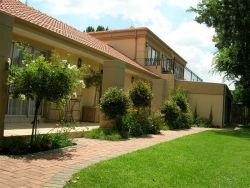Elizabeth Lodge, Hotels Accommodation in Boksburg