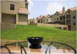 Executive TWELVE Apartments