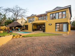 Ezulwini Guest House in Ballito, B & B's Verblyf in Westbrook