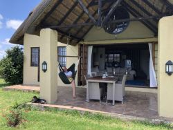 Far Away Place in Curry's Post, Apartments / Flats Accommodation in Balgowan