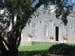 Gooding’s Country House, Chalets Verblyf in Bonnievale
