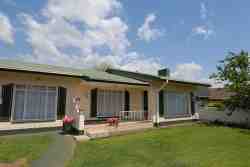 Green Door Selfcatering Guest Cottage Venus st, Cottages / Chalets Accommodation in Parys