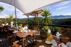 Hog Hollow Country Lodge