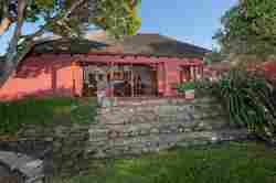 House On Westcliff, Bed and Breakfast Accommodation in Hermanus