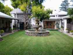 Hunters Lodge , Bed and Breakfast Accommodation in Ladysmith