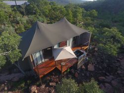 Inzalo Safari Lodge in Welgevonden Game Reserve, Game Lodges & Resorts Accommodation in Bushveld