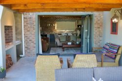 Jersey Cottage in Wilderness, Cottages / Chalets Accommodation in Hoekwil