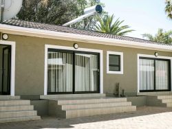 Joas Sanctuary Bed and Breakfast, Bed and Breakfast Accommodation in Windhoek