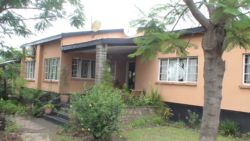 Kays Guesthouse in Livingstone CBD, Gastehuise Verblyf in Zambia
