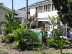 Kings Guest House, Bed and Breakfast Accommodation in Westville
