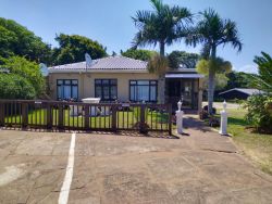 Klein Paradys in Anerley, Cottages / Chalets Accommodation in Southport