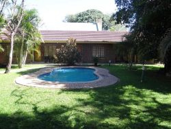 Lepha Guest House in Lephalale, Gastehuise Verblyf in Bushveld