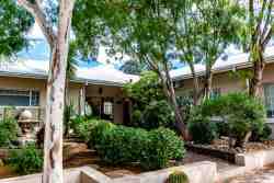 Londiningi GuestHouse, Guest Houses Accommodation in Windhoek