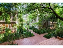 Melrose Place Boutique Hotel