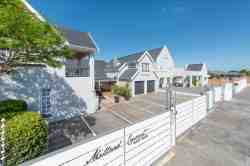 Millard Crescent Guest House in Summerstrand, Guest Houses Accommodation in Port Elizabeth / Gqeberha