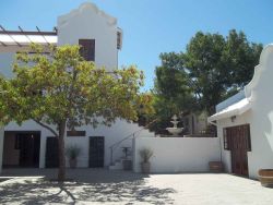 Queen Manor Boutique Guest House, B & B's Verblyf in Graaff-Reinet