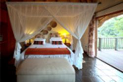 Rhino River Lodge in Hluhluwe, Game Lodges & Resorts Accommodation in Zululand