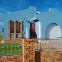 Sam's Self Catering in Port Elizabeth Central, Apartments / Flats Accommodation in Uitenhage