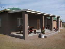 Schoongelegen Rooms, Woonstelle Verblyf in Riversdale