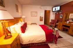 Shamrock Arms Guest Lodge, Guest Houses Accommodation in Waterval Boven