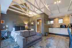 Silverstone Guest House in Ferndale, Self Catering Accommodation in Johannesburg