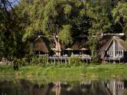 Simbavati River Lodge, Game Lodges & Centres de vacances Logement in Timbavati Game Reserve (LIM)