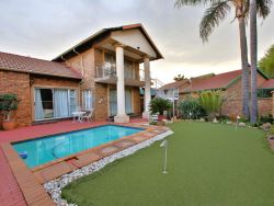 The Clubhouse Guesthouse in Rooihuiskraal North, Gastehuise Verblyf in Pretoria / Tshwane