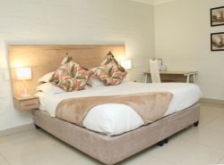 The Milkwood Beach Apartments in Amanzimtoti, Woonstelle Verblyf in KwaZulu Natal