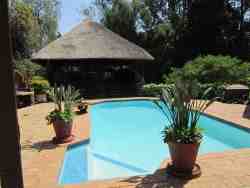 The Slumber Thatch in Murrayfield, Backpackers Accommodation in Lynnwood Ridge