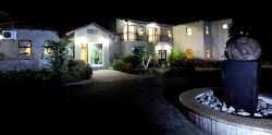 Three Oaks and an Aloe Boutique Hotel, Bed and Breakfast Accommodation in Hartbeespoort