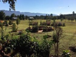 Votadini Country Cottages in Hekpoort, Cottages / Chalets Accommodation in Mooinooi