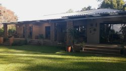 WoodStay Lodge Self-catering Apartments in Newcastle, Apartments / Flats Accommodation in Battlefields