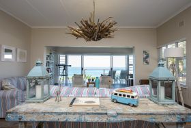 The Beach Cottage on Dolphin Bay
