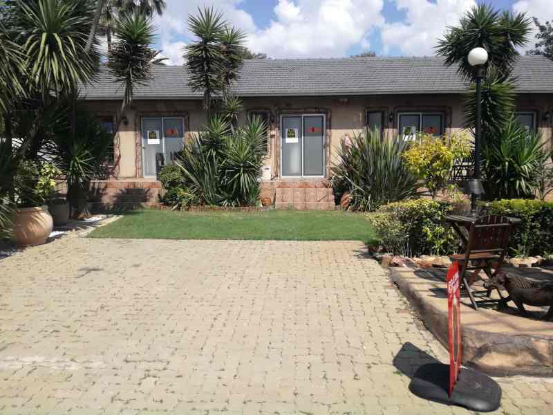Petra Guest House Edenvale, South Africa