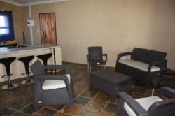 Lounge / Kitchen 2