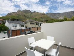  Luxury Apartment - 20A Belladonna