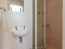 Deluxe Studio Apartment - 20B Belladonna
