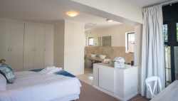 Main Bedroom with en-suite shower and bath