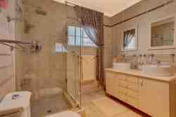 Morello's bathroom