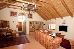 Garden Suite lounge
