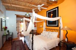 Honeymoon Suite bedroom